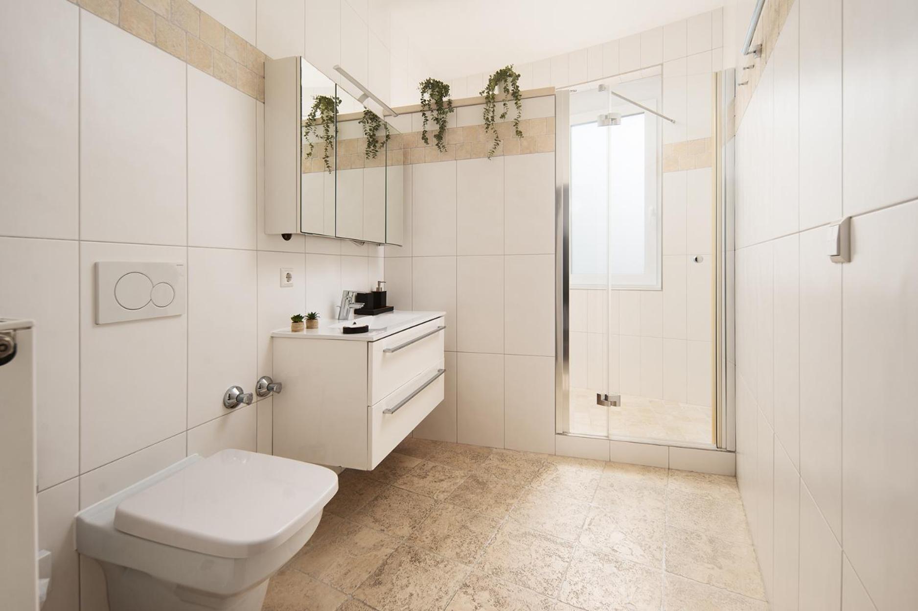 Hotel Vier Jahreszeiten Therme & Kliniken Bad Krozingen Naehe Freiburg & Schwarzwald Ideal Fuer Wellness Kur & Business Ausfluege 24H Check In- Wlan & Parken Gratis Экстерьер фото